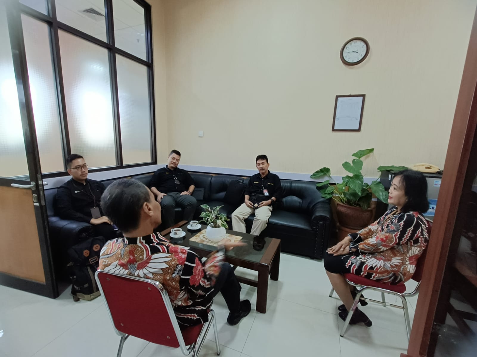 Tim Pakar Berikan Pembekalan Dosen Praktisi dan Instruktur D4 Demografi ...